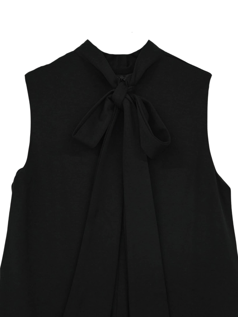 鏡の中で8つ数える間に消えた花