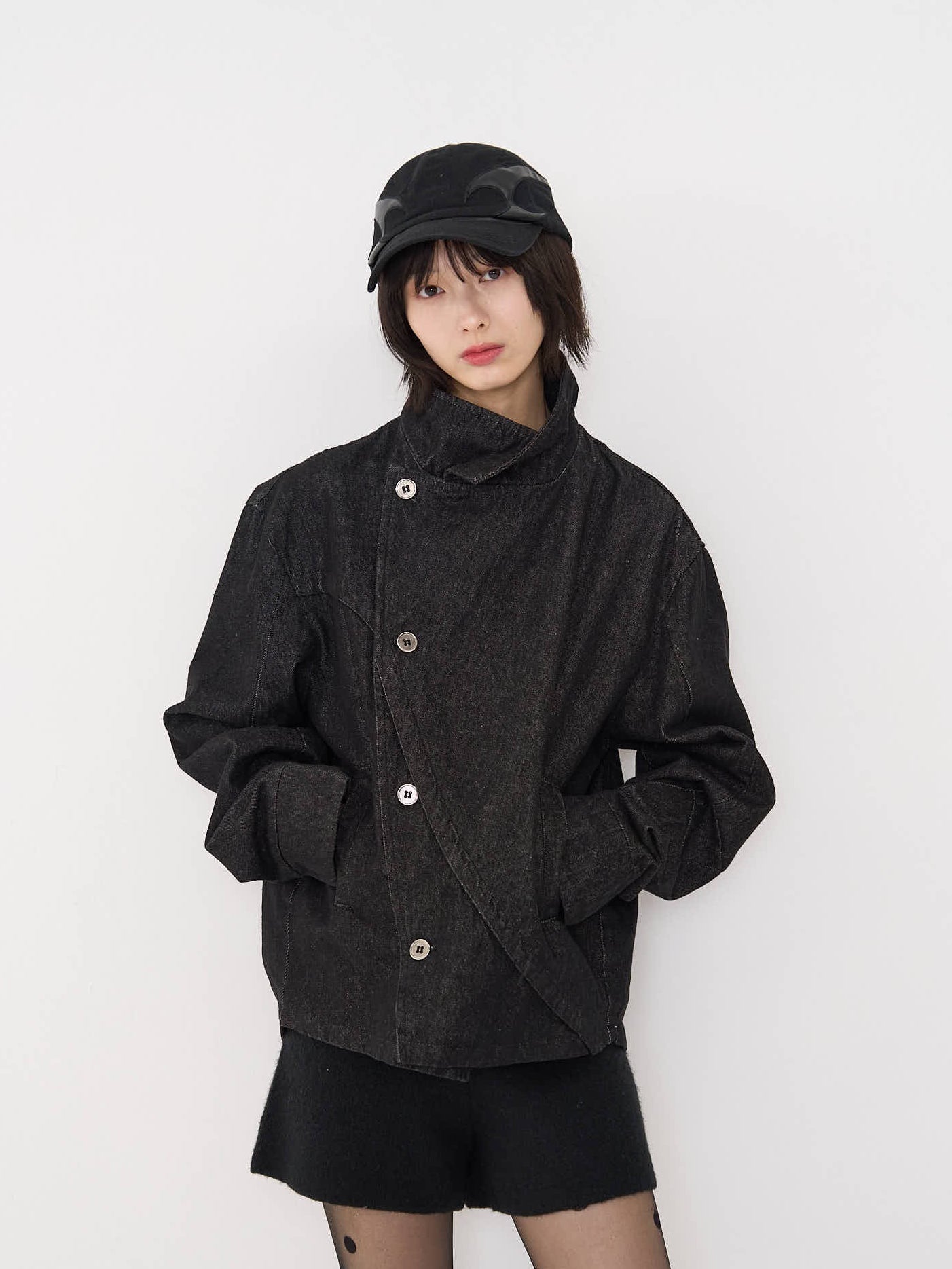 まだ繭の中で包まれていたい